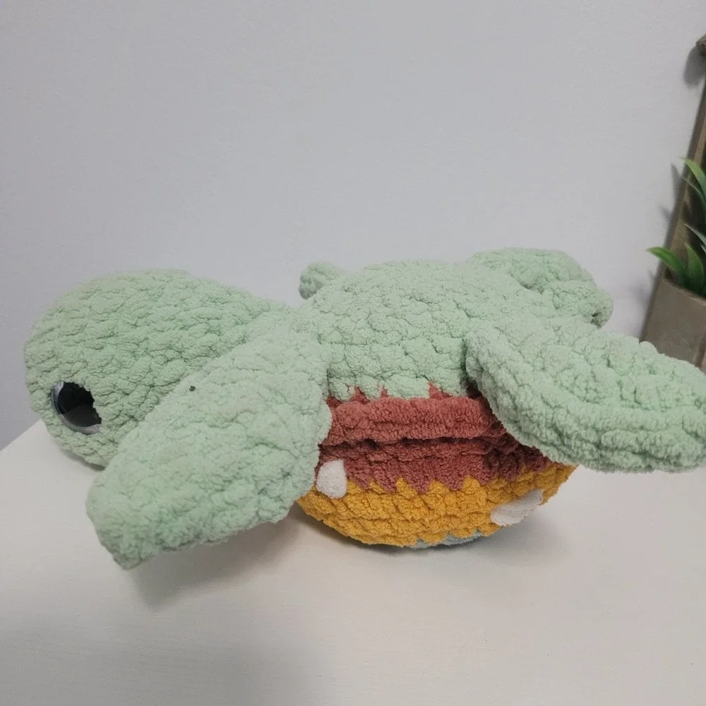 Crochet Sea Turtle Sunflower ,‎ Handmade With Love Cute Gift Animal Turtle
